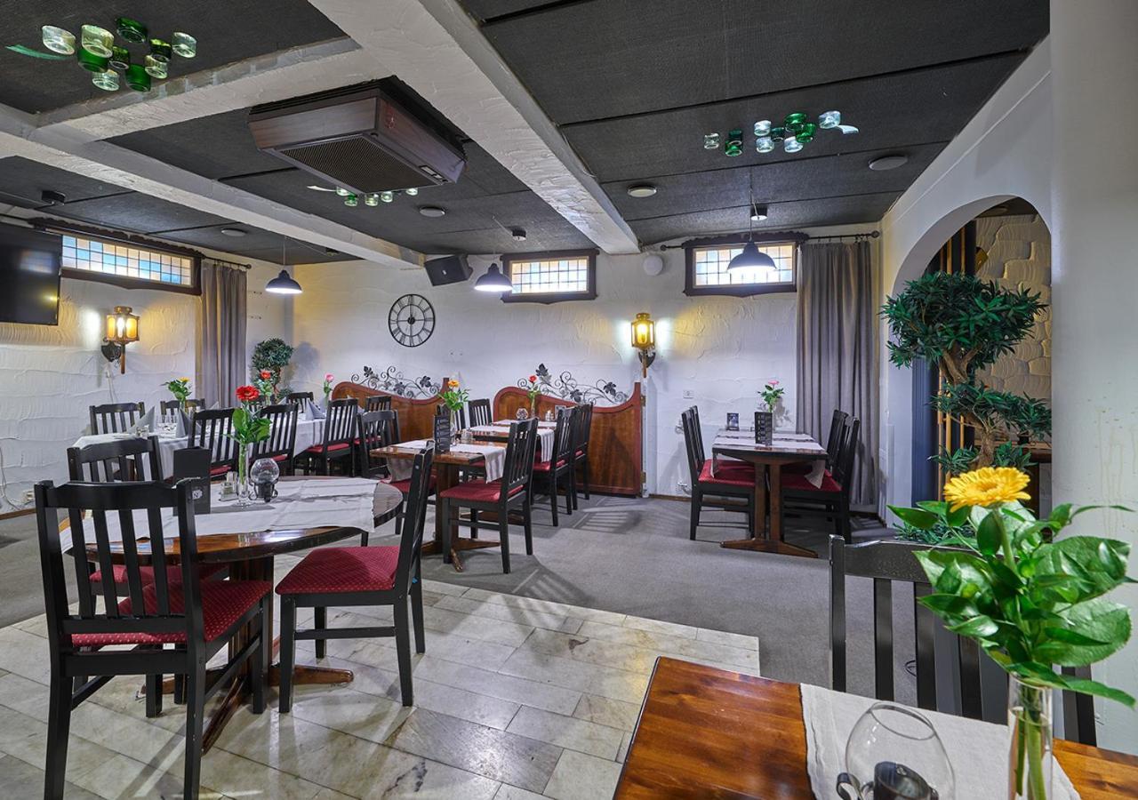 Hotelli-Ravintola Gasthaus Lohja Eksteriør bilde