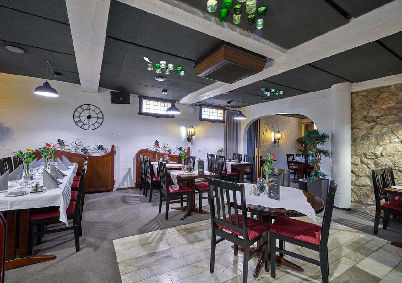 Hotelli-Ravintola Gasthaus Lohja Eksteriør bilde